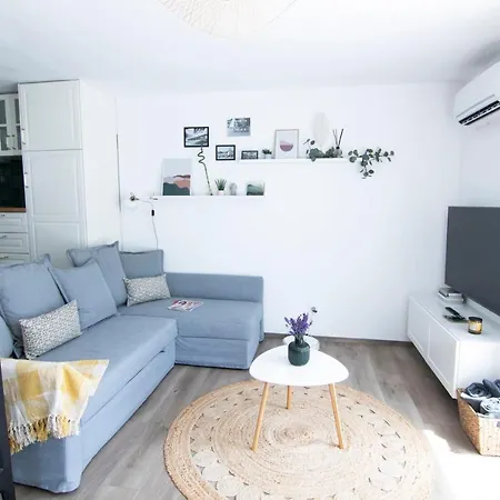 P17 Clement Garden Badacsony Holiday home *